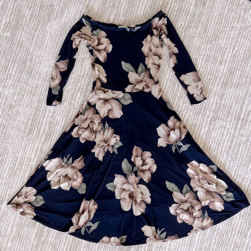 Soprano Navy Floral Off-the-shoulder Midi Dress EUC